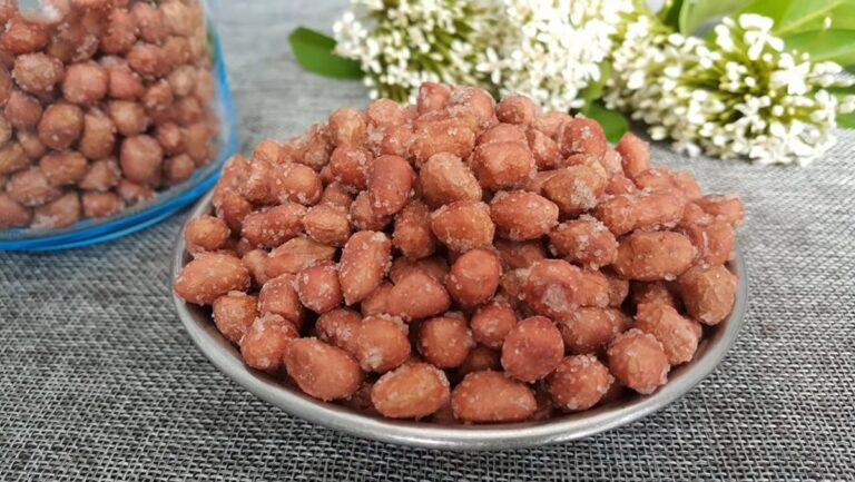 Bí quyết tự làm đậu phộng rang muối đường giòn rụm bạn chưa từng biết