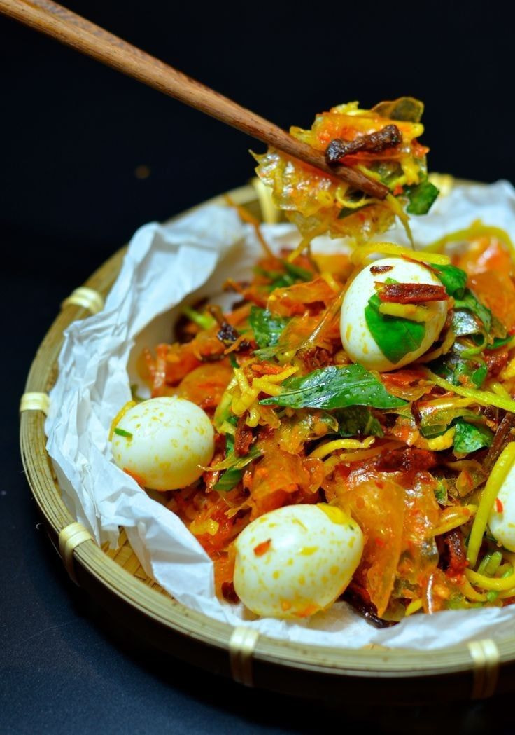 Bánh tráng trộn khô bò