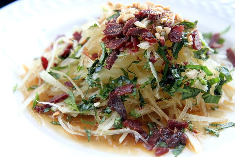 bò xông khói ăn với gì