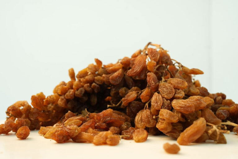 5 Công Dụng Tuyệt Vời Của Nho Khô Đối Với Sức Khỏe Cả Gia Đình